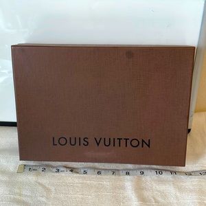 Louis Vuitton Box authentic